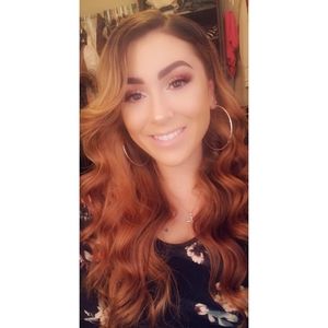 Meet your Posher, Talia